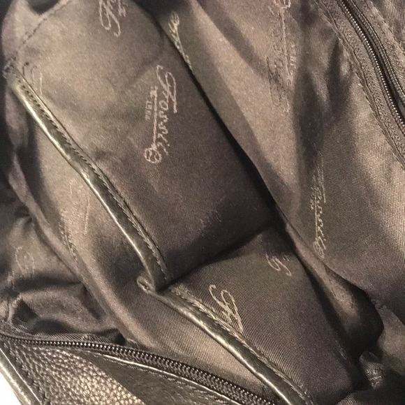 Classic Black Leather FOSSIL Satchel - Picture 6 of 9